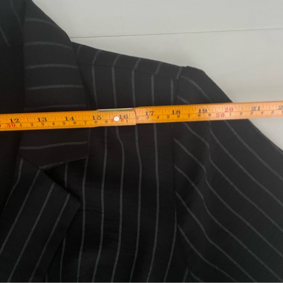 NYCC Black Pinstriped Women's Blazer One Button Closure, Women’s 3X - Picture 14 of 16